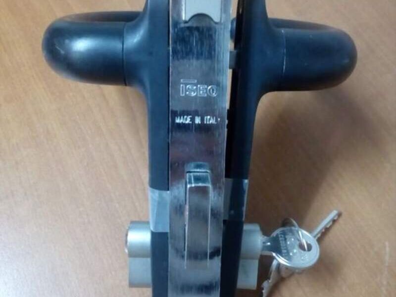 CERRADURA DE EMBUTIR PARA PUERTAS DE MADERA 