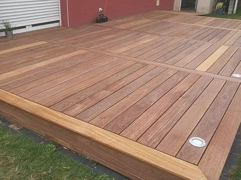 Piso deck con focos led 