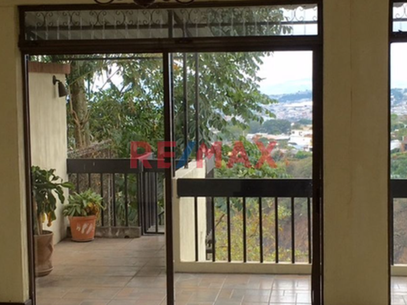 Townhouse  Cañada Zona 14