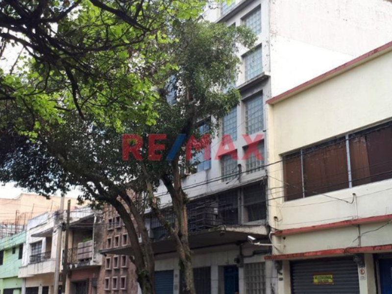 Vendo Edificio Avenida Elena Zona 