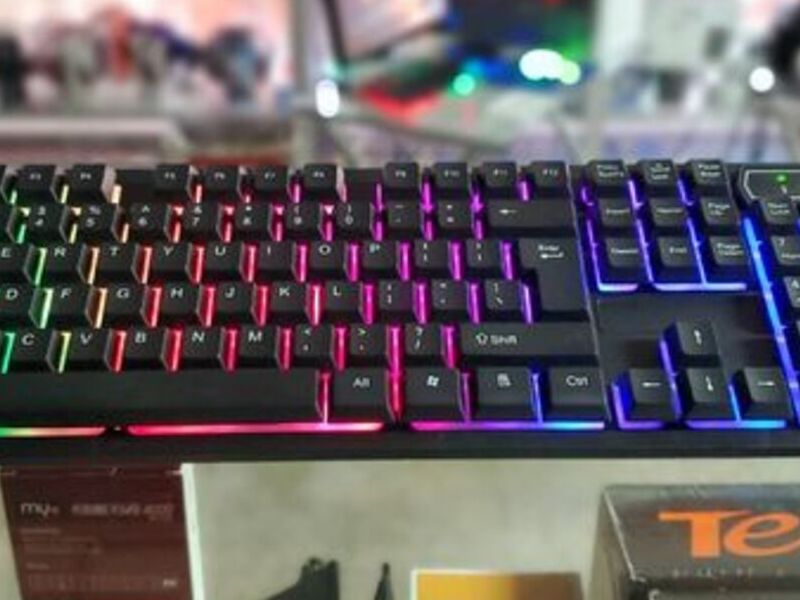 Teclado Gaming RGB 