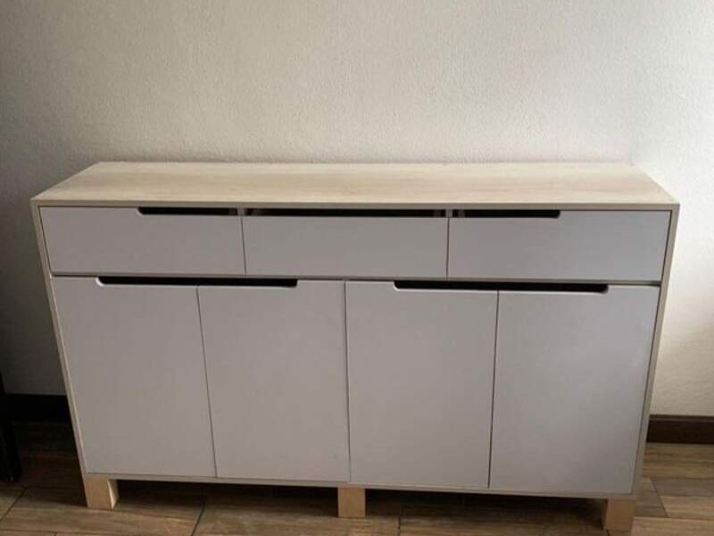 Bufetera nórdica grande