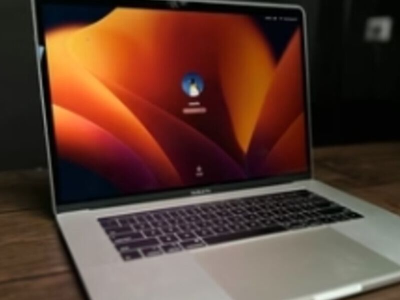 Macbook Pro 2018 13" 2.3GHz