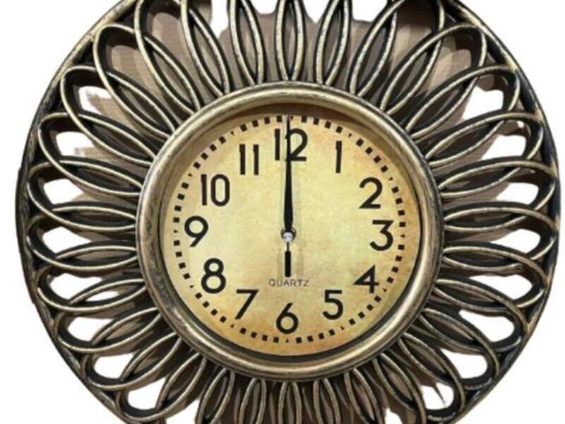 Reloj de metal