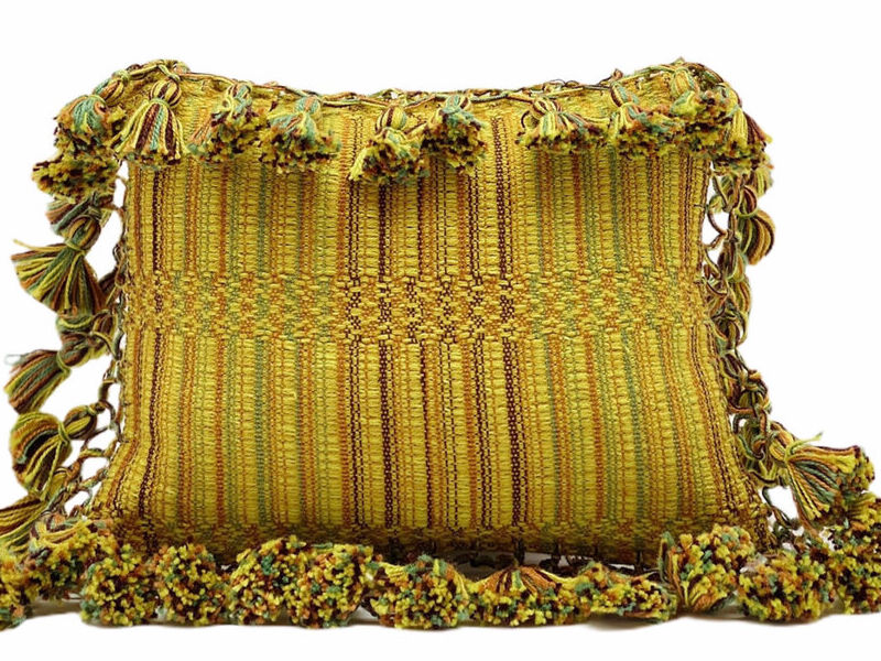 Cojin decorativo amarillo