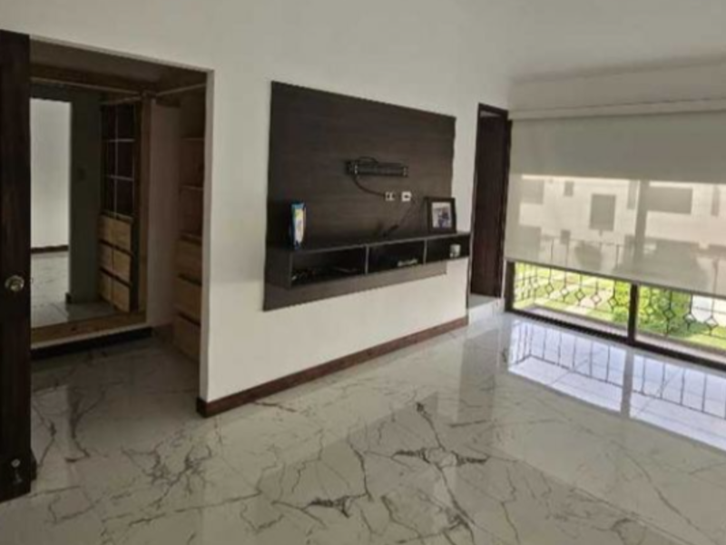 VENTA CASA ZONA 16, HACIENDA REAL