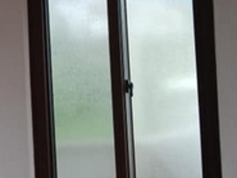 Ventana corrediza con marcos
