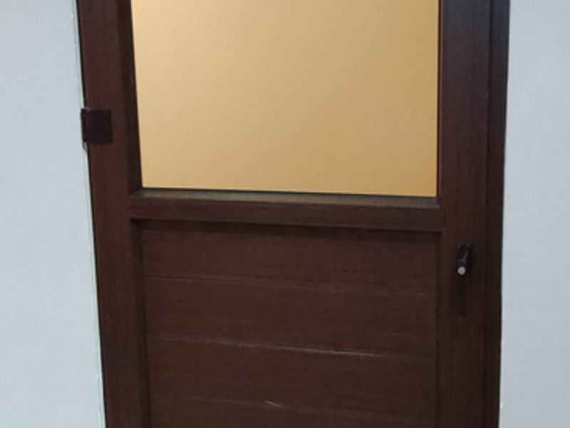 Puerta vidrio
