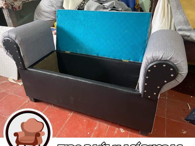 Pie de cama tipo baul