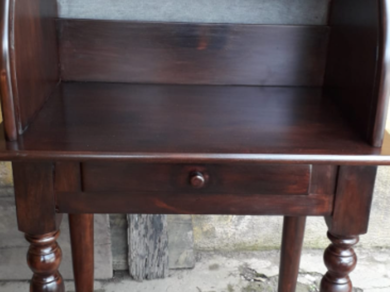 Escritorio madera Antigua Guatemala