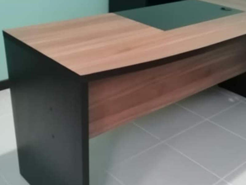 Escritorio madera Ciudad de Guatemala