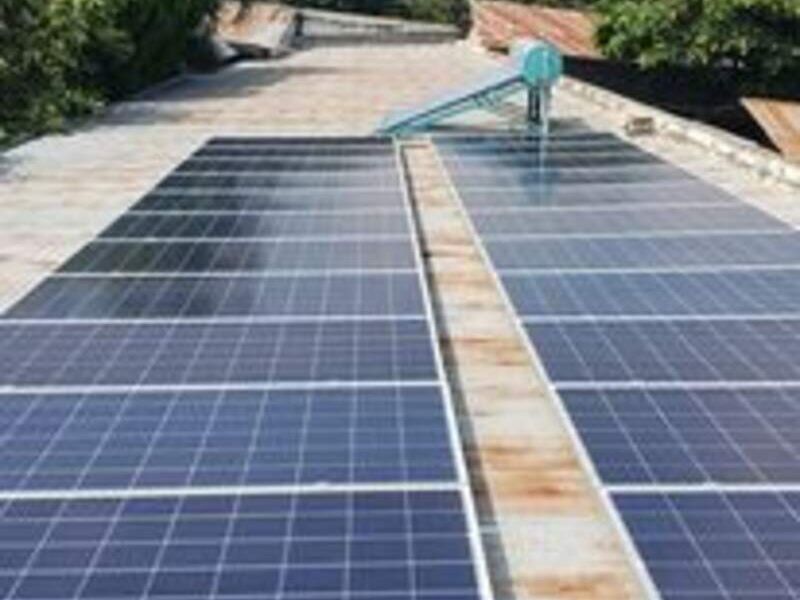 Paneles solares en Guatemala 
