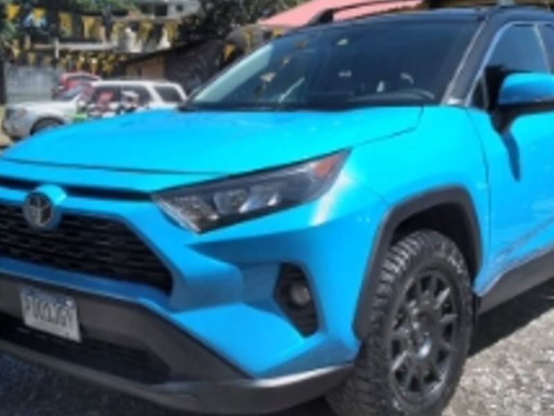 TOYOTA RAV4 XLE AWD Guatemala