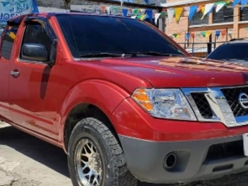 NISSAN FRONTIER MODELO 2014 Guatemala