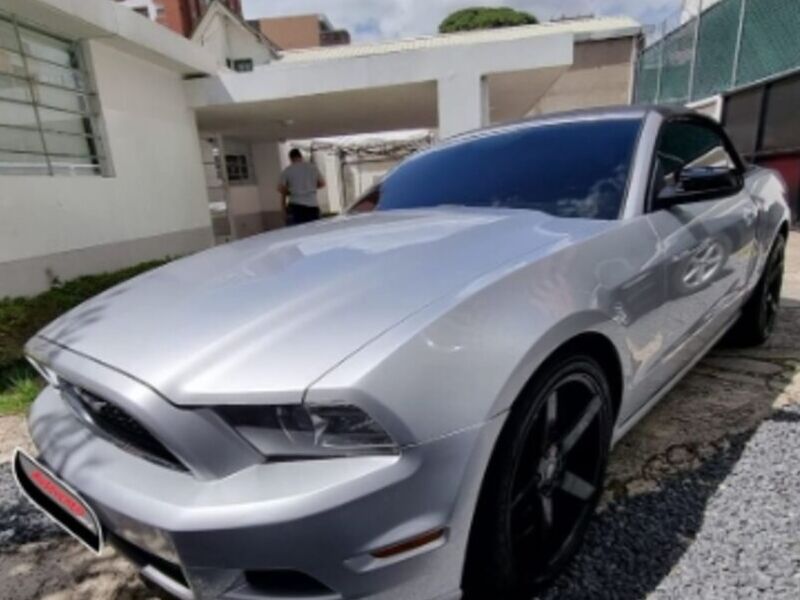 Ford Mustang 2014 venta Guatemala