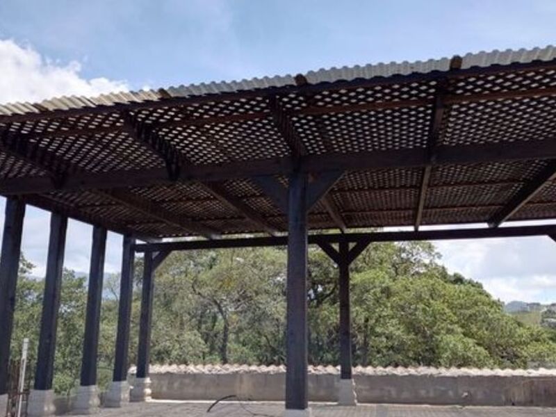 PERGOLA DE ALUMINIO DURO