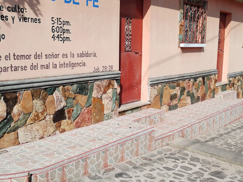 Construcción de Fachada Chimaltenango  