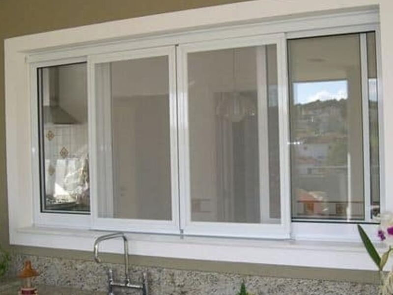 Ventana de aluminio blanco