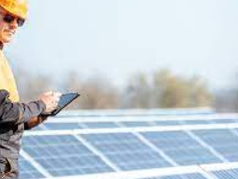 Mantenimiento de paneles solares Guatemala 