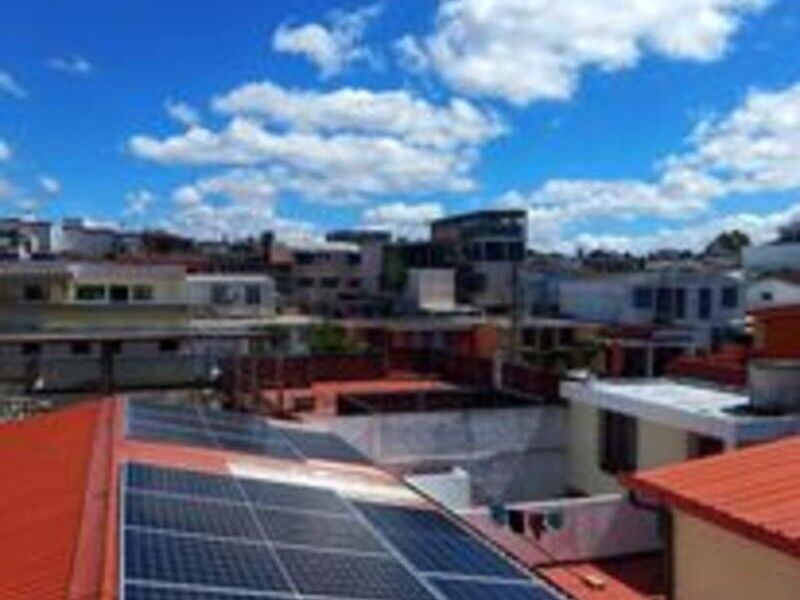 Paneles Solares en San Cristóbal 
