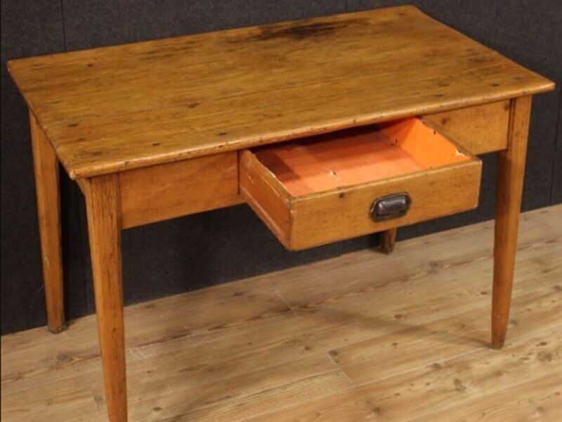 Consola