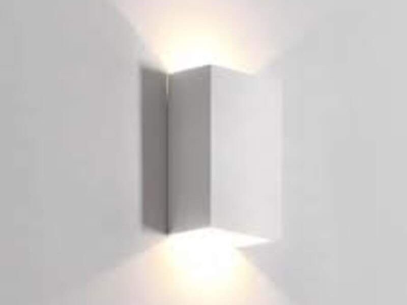 Lámparas de pared en Izabal 