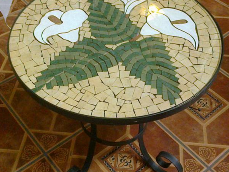 Mesa Floreada 