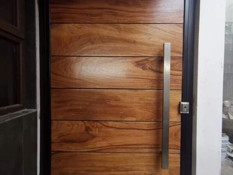 Puerta de madera Ciudad de Guatemala