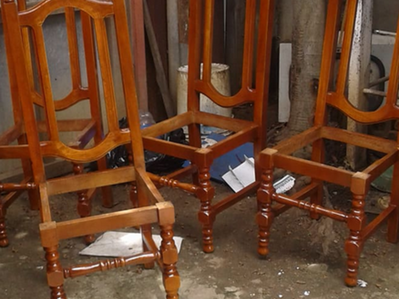Sillas de madera
