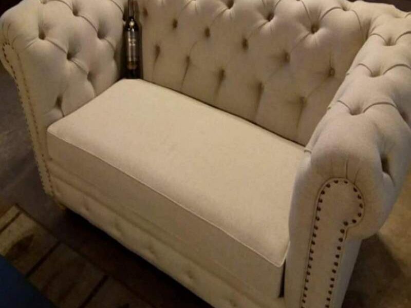 SOFA DOS PLAZAS BLANCO GUATEMALA