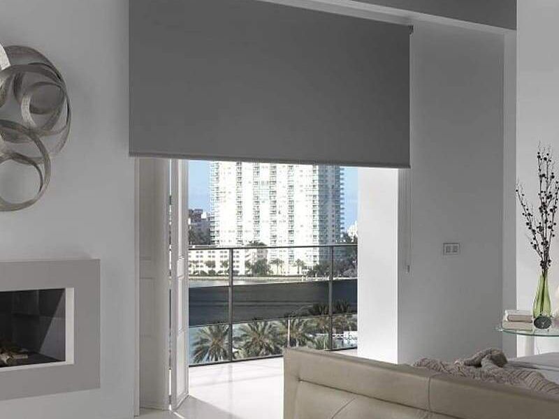 CORTINAS ENROLLABLES GRIS