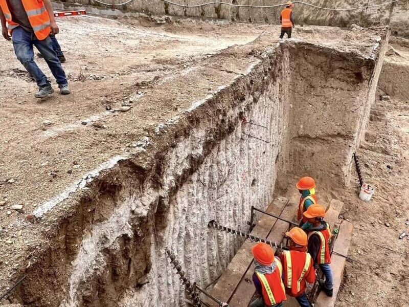 Excavación Arquitectónica Xela