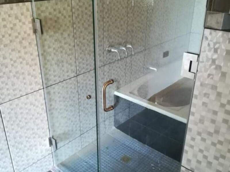 Puerta de baño