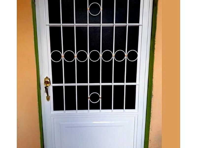 Puerta modelo 8