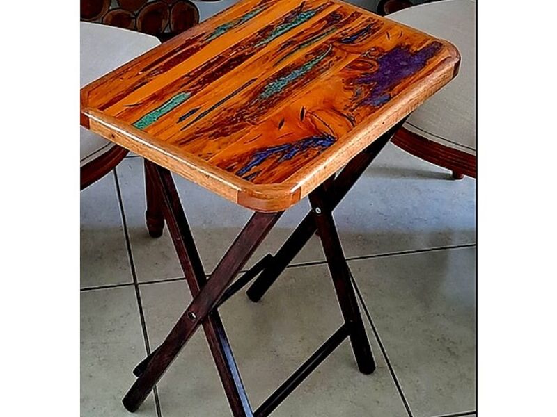 MESAS PLEGABLES VETEADO MORADO