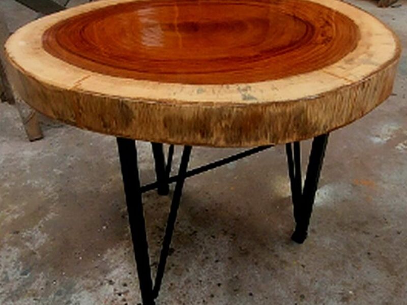 Mesa de centro de madera