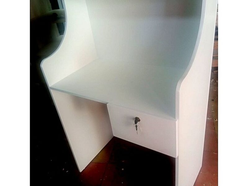 ESCRITORIO DE MELANINA BLANCO
