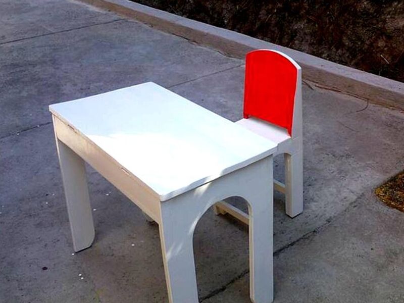 MESA PARA NIÑOS