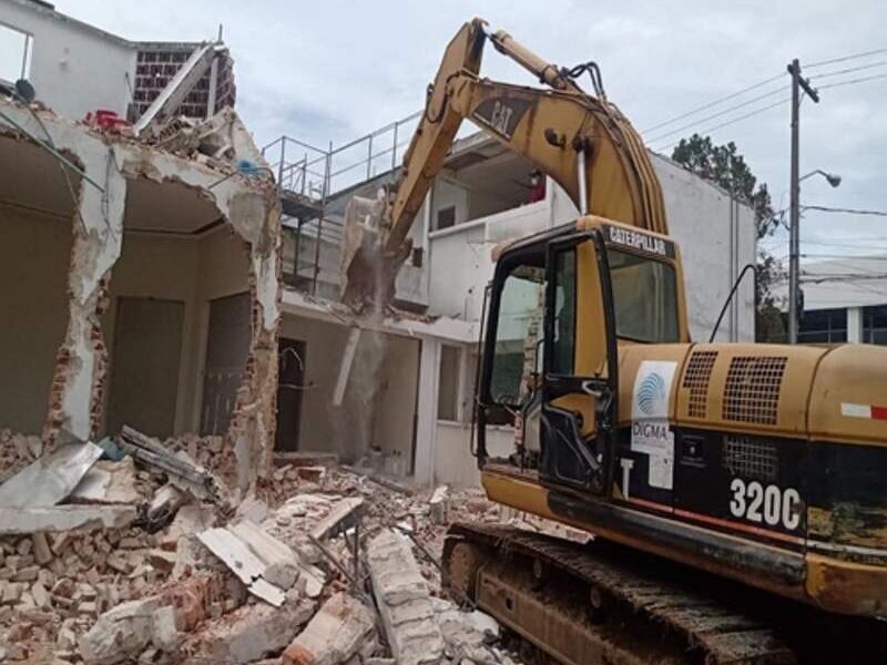 Alquiler Excavadora CDGT