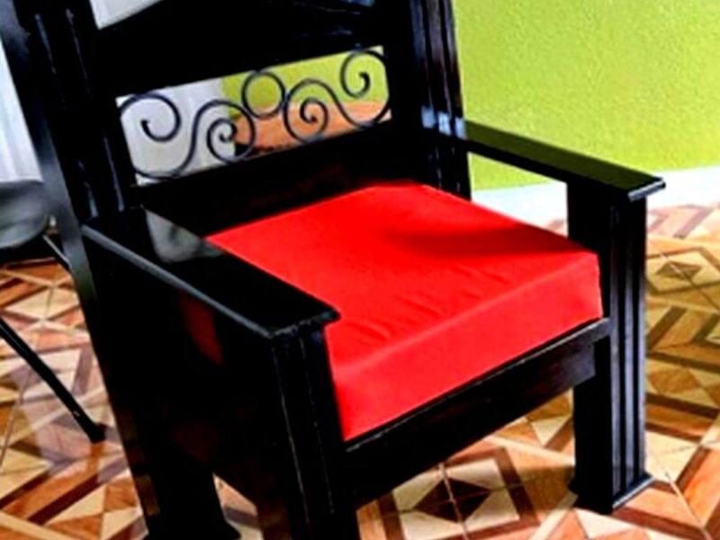 SILLON ROJO GUATEMALA