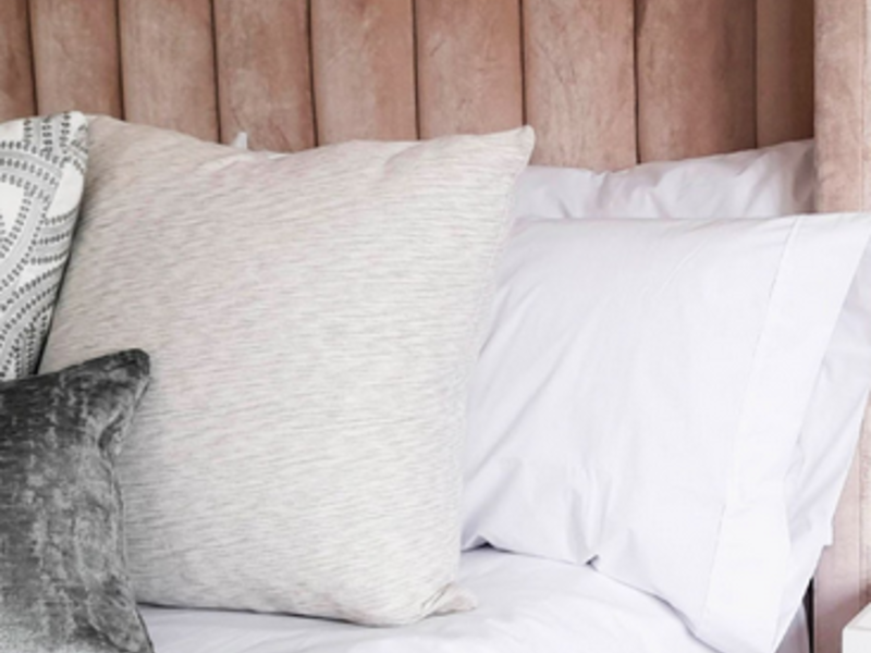 Cama de madera 