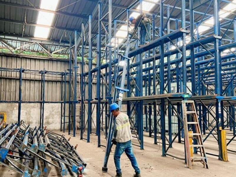 Desmontaje racks Guatemala