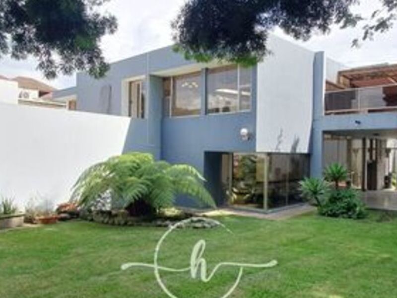 Alquiler casa zona 16 Jardines San Isidro GT