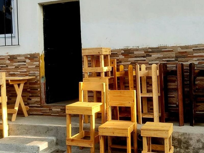 Sillas y taburetes ecológicas
