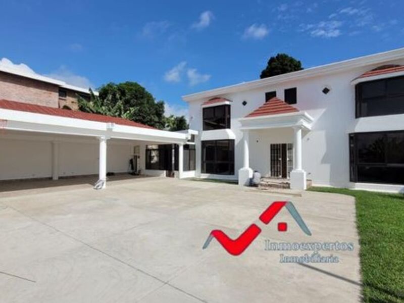 CASA VENTA SAN CRISTOBAL GT