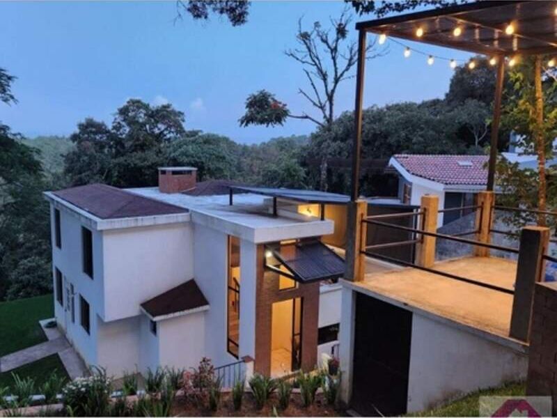 Casa Tronco 2 Guatemala