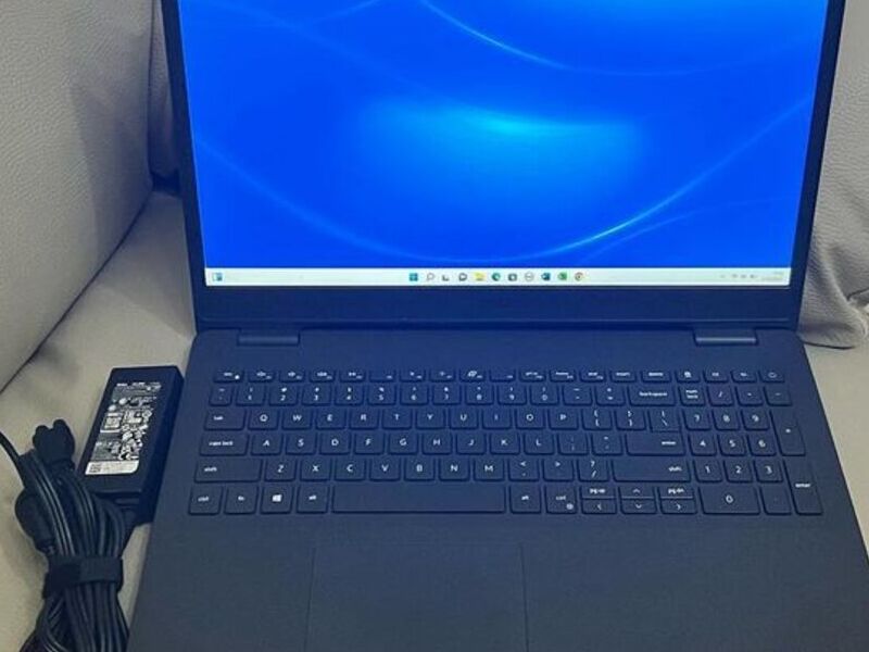 Laptop Dell Touchscreen Inspiron 3501