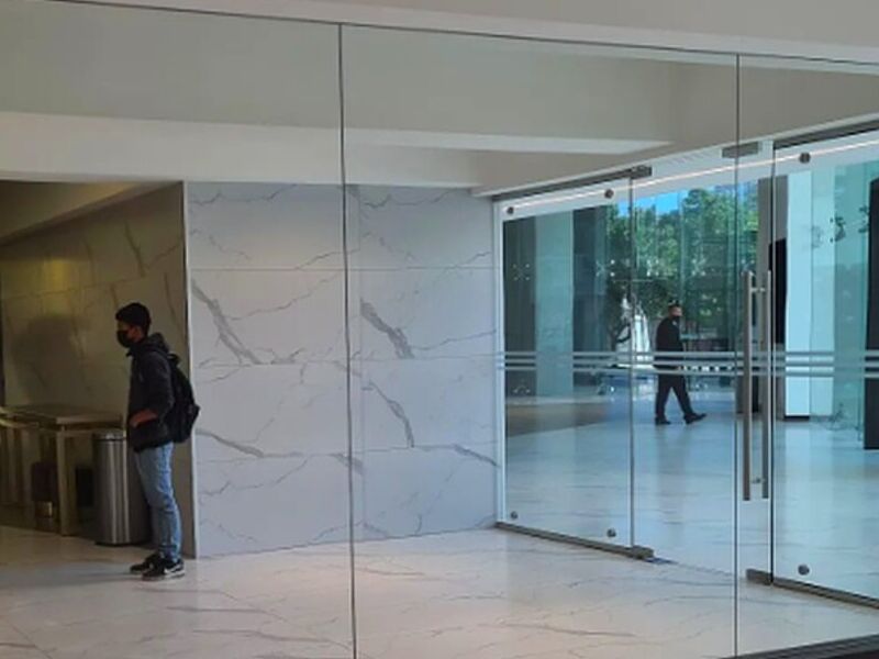 Espejos lobby Guatemala
