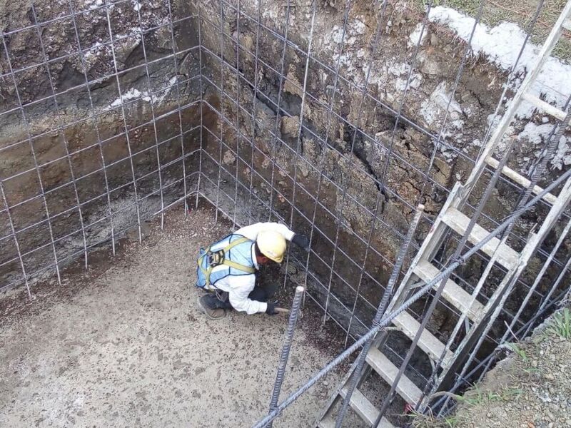 Construcción de Fosas Mixco