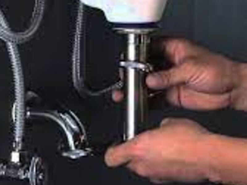 Instalacion de lavamanos Verapaz